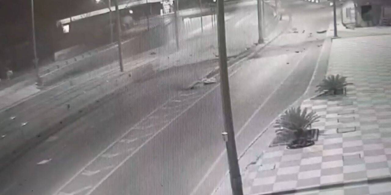 3 genci ölüme götüren kaza güvenlik kamerasında