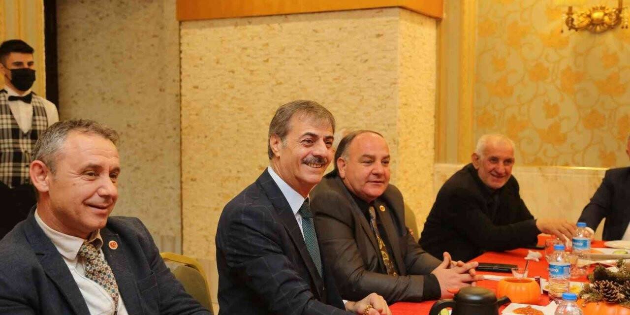 Başkan Alemdar, muhtarlarla bir araya geldi