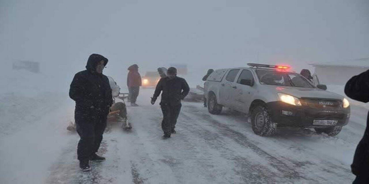 Şenyayla bölgesinde mahsur kalanlar kurtarıldı