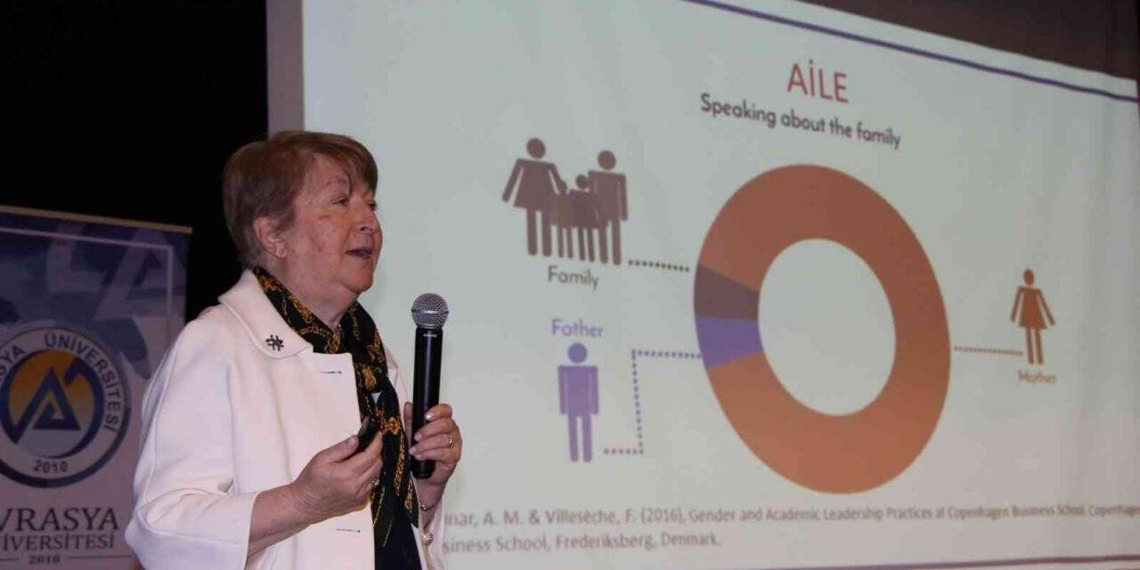 Komsuoğlu: “Türkiye yükseköğretimdeki kız öğrenci sayısında Avrupa’nın zirvesinde”