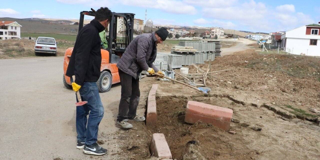 Kırıkkale’de üstyapı çalışmaları sürüyor