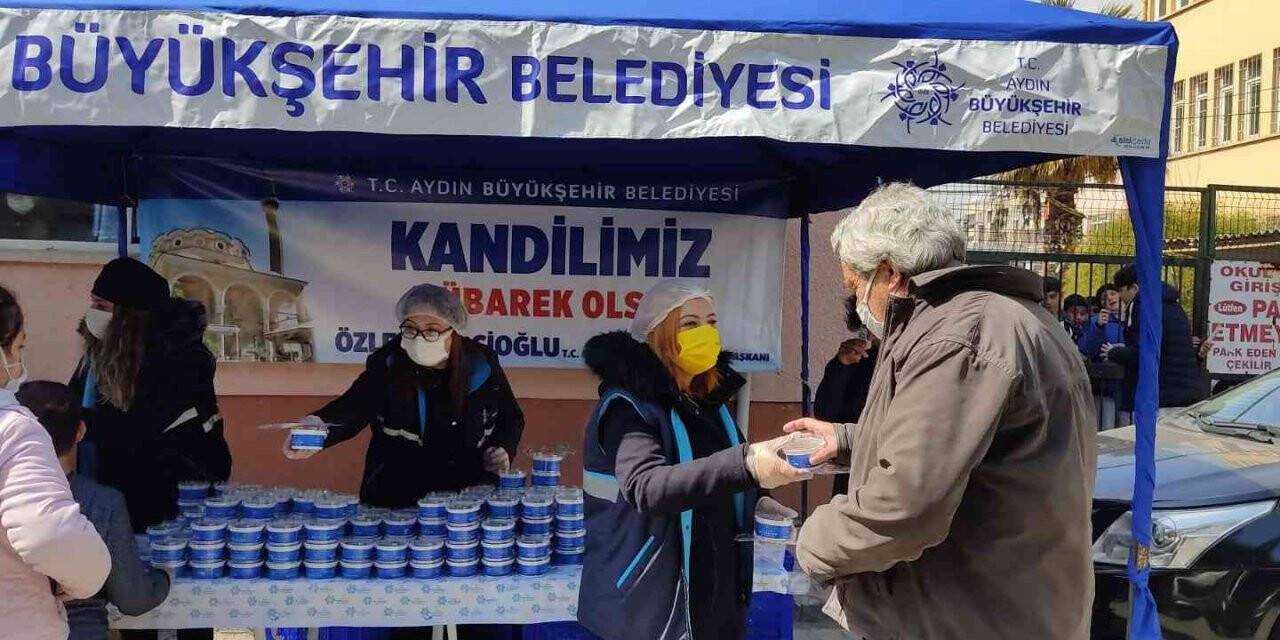 Aydın Büyükşehir Belediyesi’nden Berat Kandili’nde helva hayrı