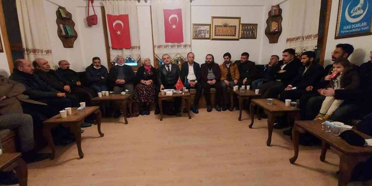 ’Türk İstiklâlinin Ruh Kökleri ve İstiklâl Marşı’ konulu konferans düzenlendi