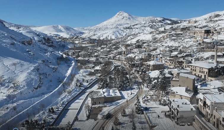 Konya'nın tarihi Sille Mahallesi her mevsim turistlerin uğrak yeri