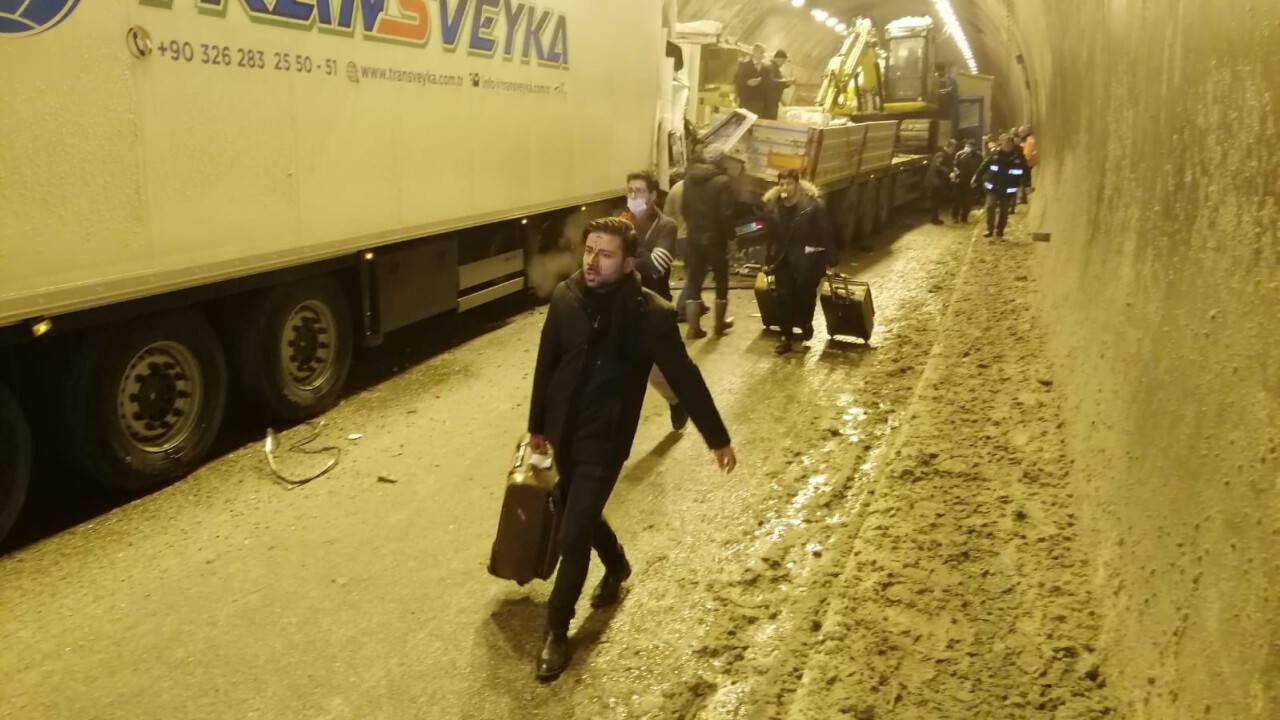 Bolu Valisi Ahmet Ümit:  30 civarında yaralımız var