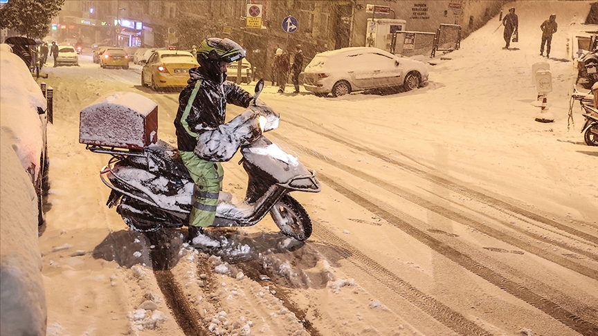 İstanbul'da yarın motosiklet, elektrikli scooter ve motokuryeler trafiğe çıkabilecek