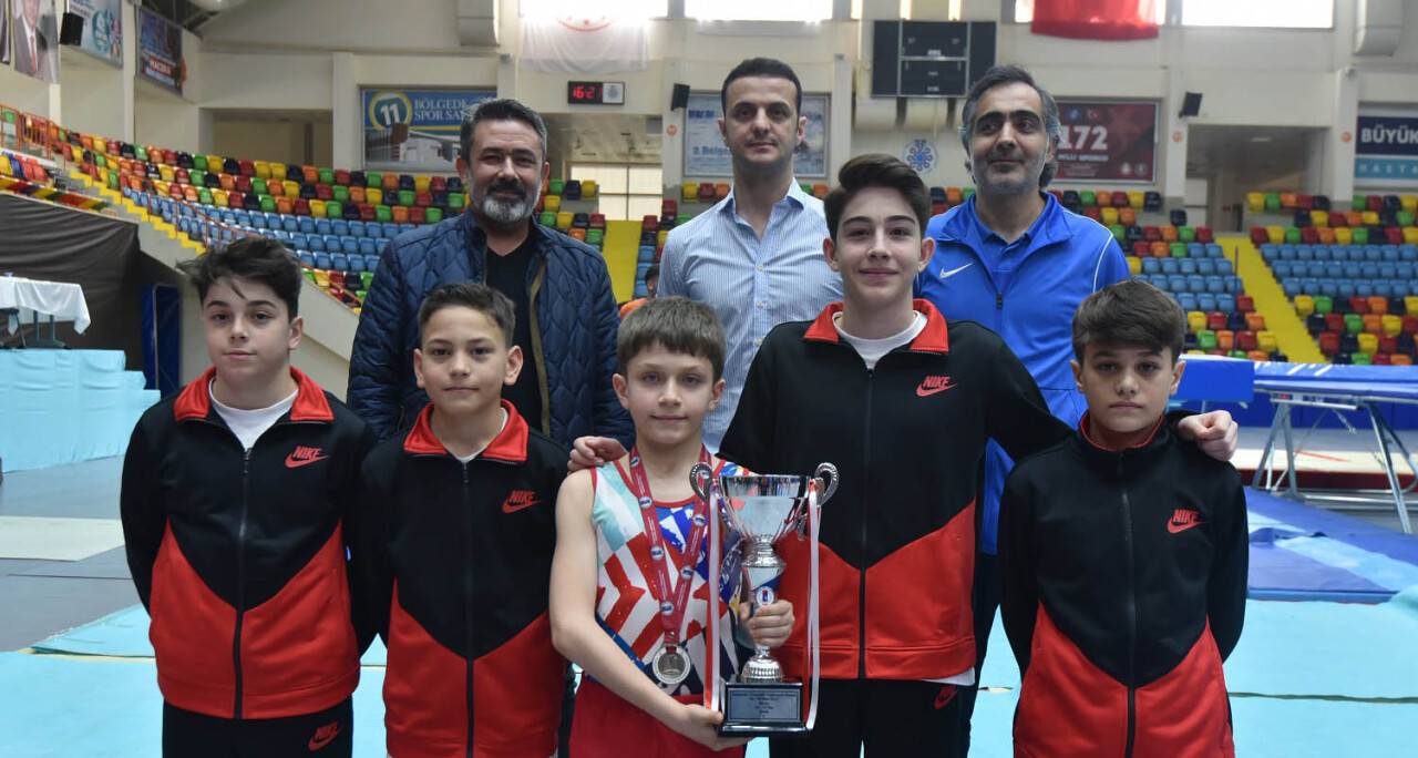 Trampolin Cimnastik Federasyon Kupası’na Karatay damgası