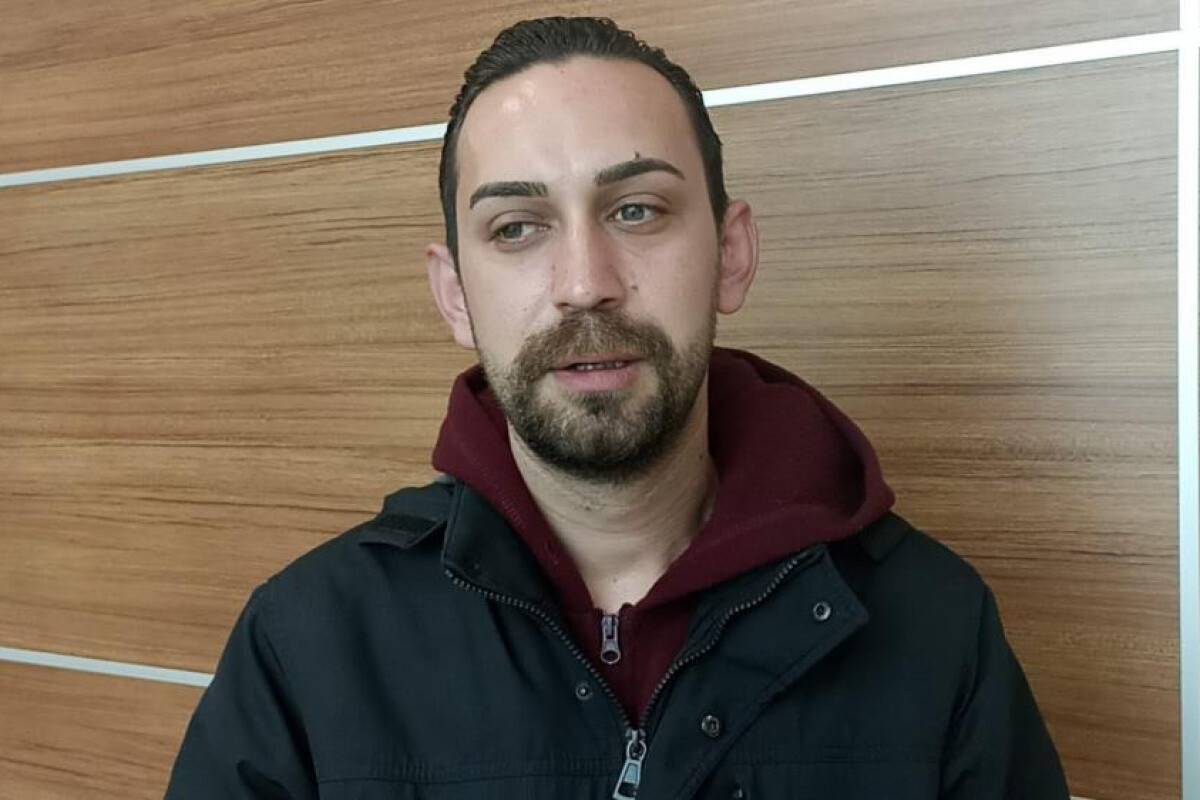 İstediği sigarayı alamayınca gencin kulağını kesti