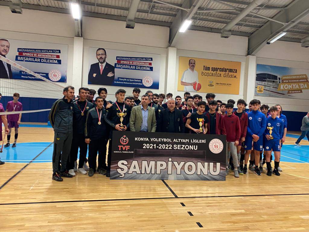Konya Büyükşehir Belediyespor Yıldız Erkek Voleybol Takımı şampiyon oldu