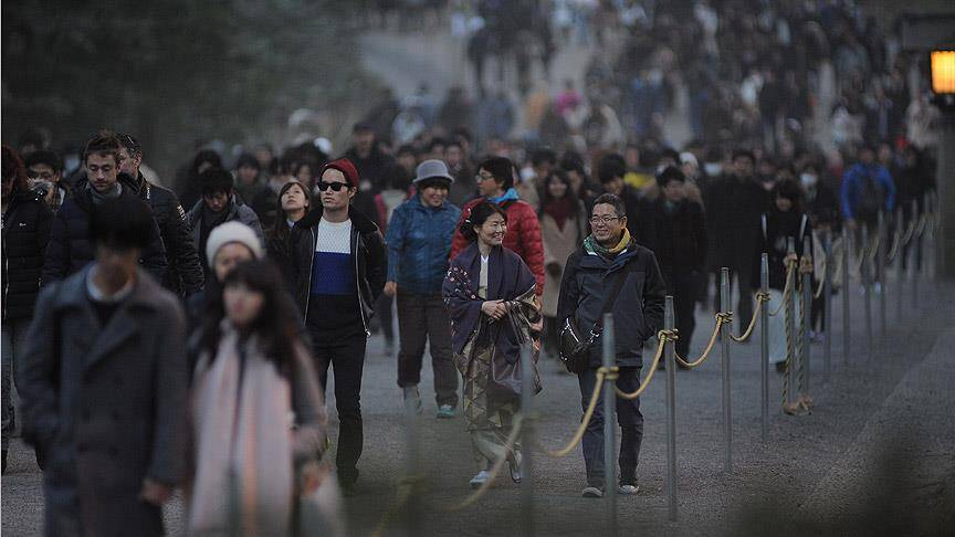 Japonya’da reşit olma yaşı 20’den 18’e indirildi