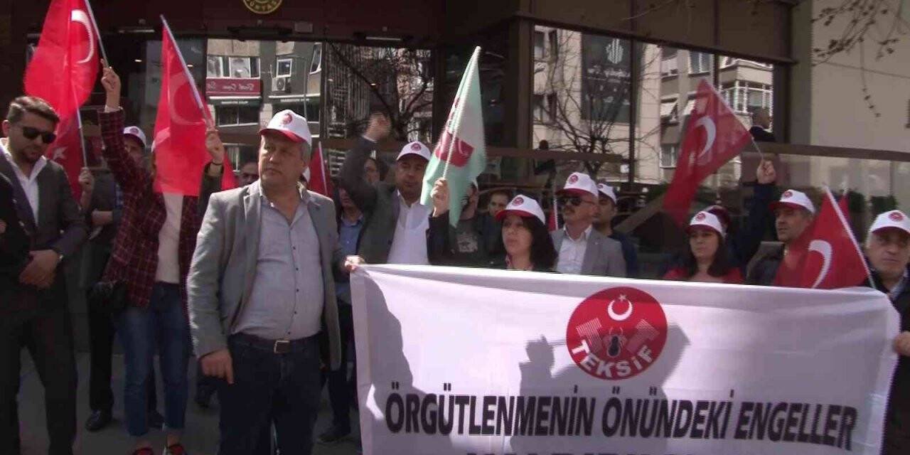 Adidas Genel Müdürlüğü önünde işten çıkartılan çalışanlar için eylem