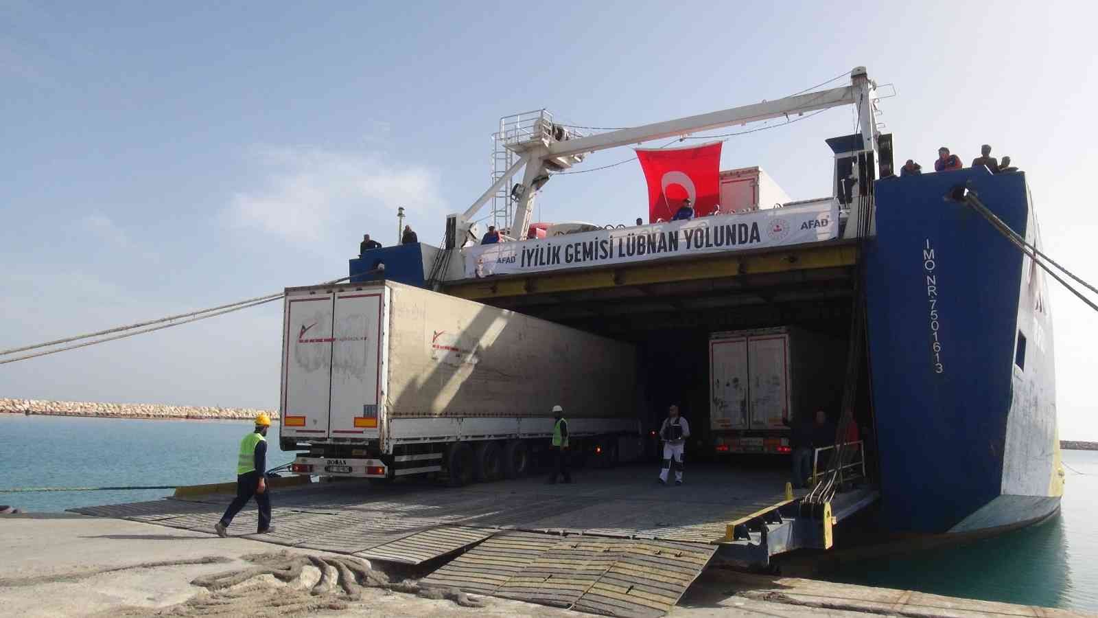 Türkiye’den Lübnan’a 91 tır bin 484 ton insani yardım