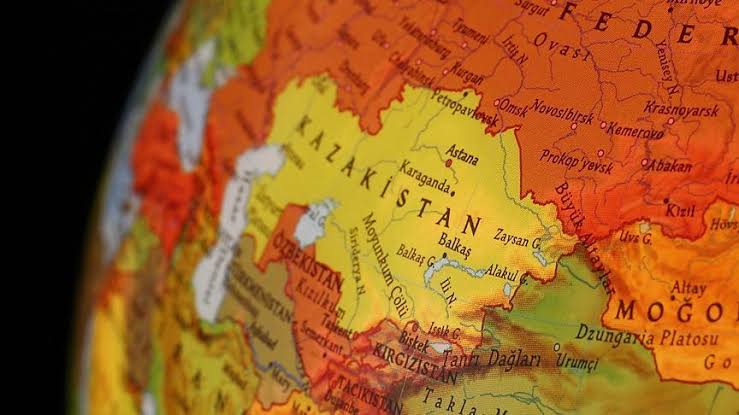 Kazakistan: Rusya'ya yönelik yaptırımları atlatmak için bir araç olmayacağız