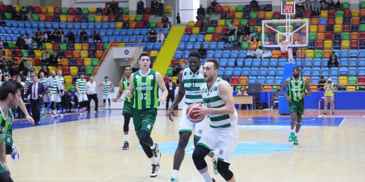 Türkiye Basketbol 1. Liginde 3 maç oynandı