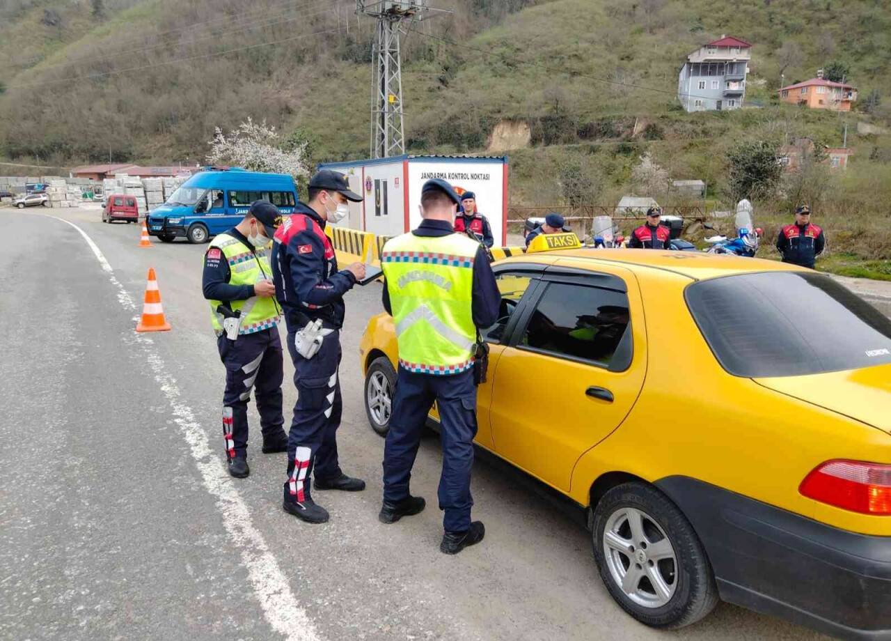 Jandarmadan dronlu trafik denetimi