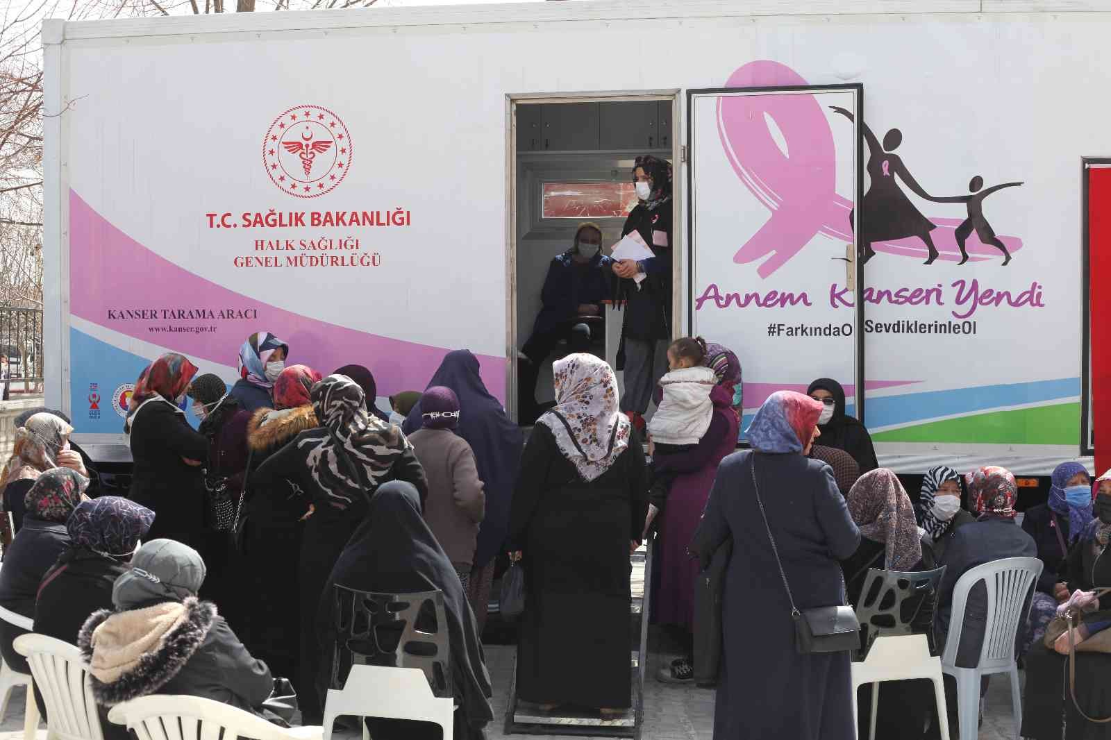 Konya’da Kanser Tarama Tırı 31 ilçeyi kadınlar için gezecek