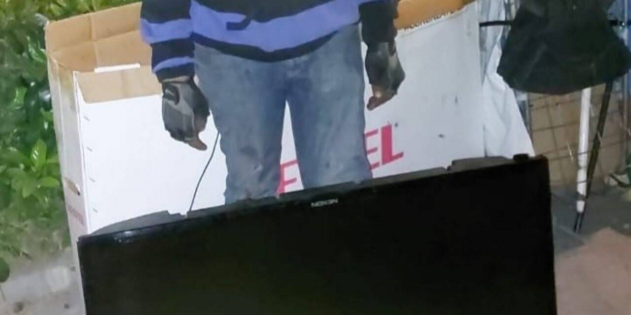 Bekçiler hırsızı suçüstü yakaladı