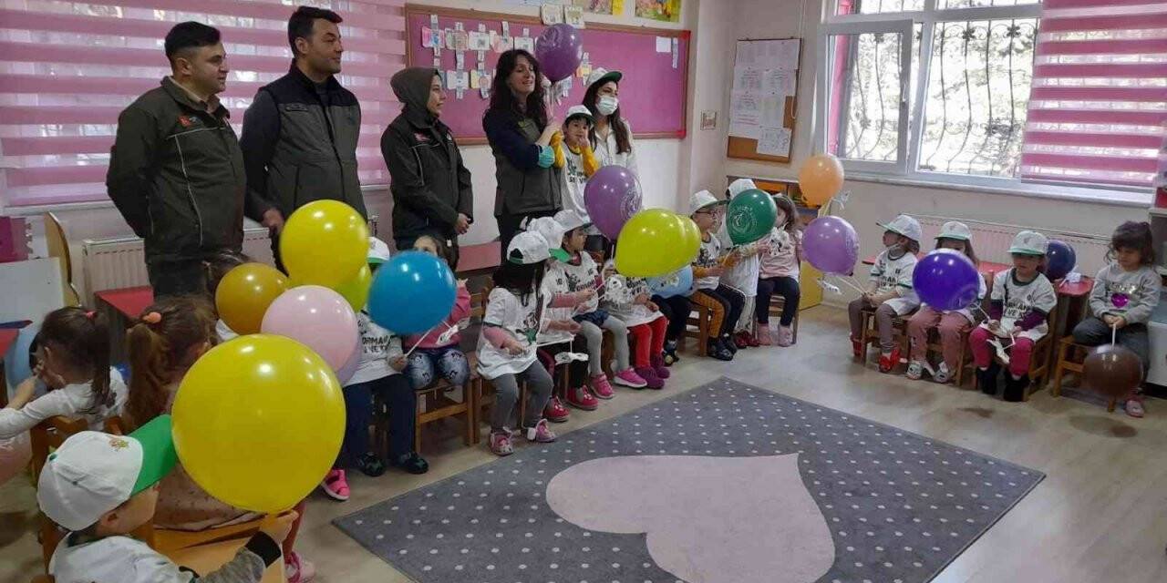 Öğrencilere ormanların önemi anlatıldı