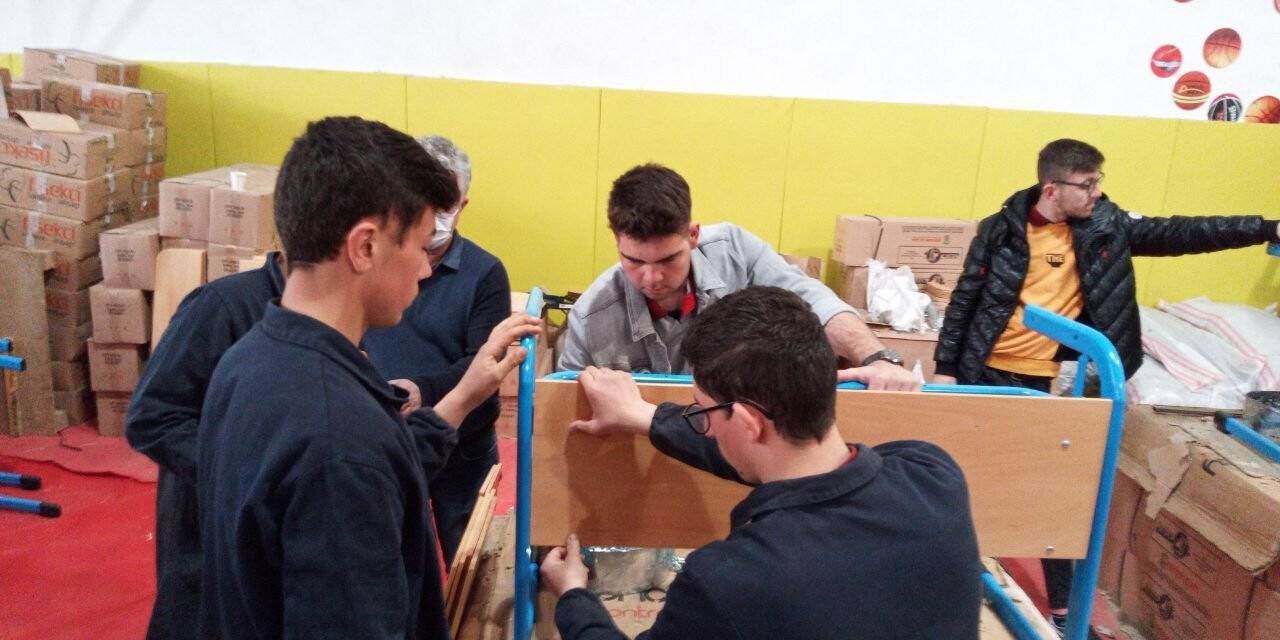 Dışı okul içi fabrika