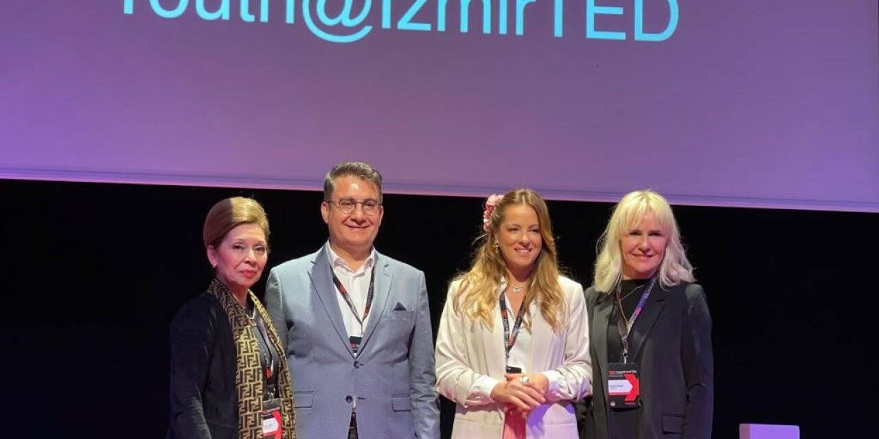 Başarılı isimler “Kesişmeler” teması ile gençlere ilham oldu