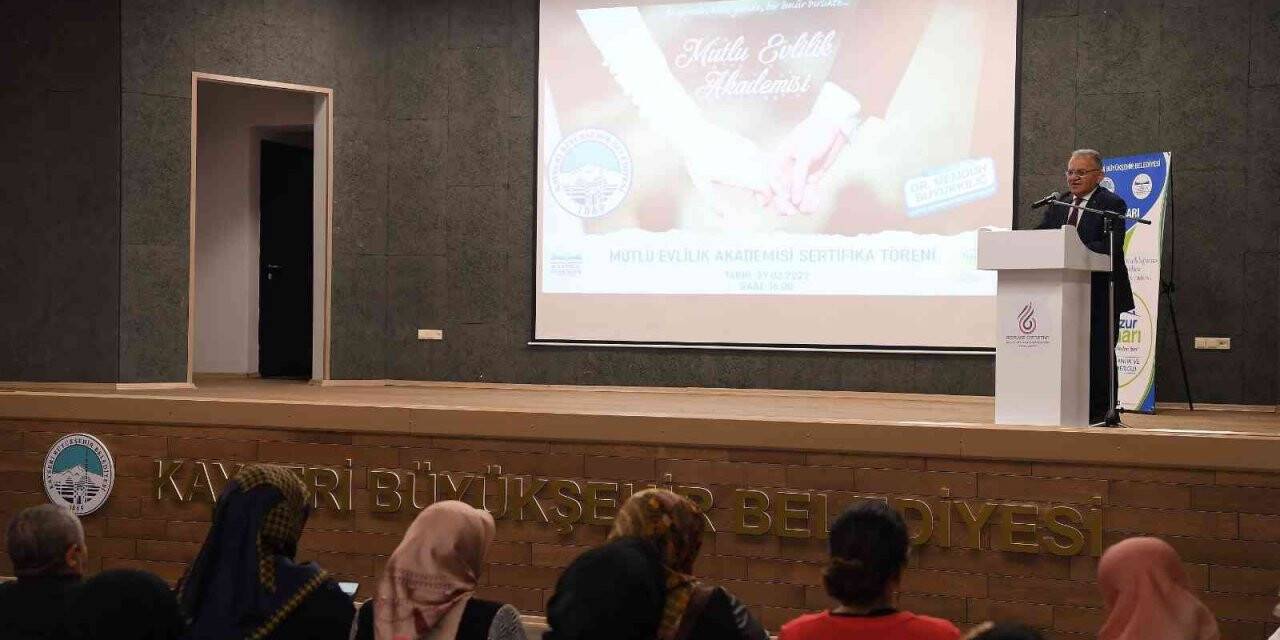 Mutlu Evlilik Akademisi Sertifika Töreni yapıldı