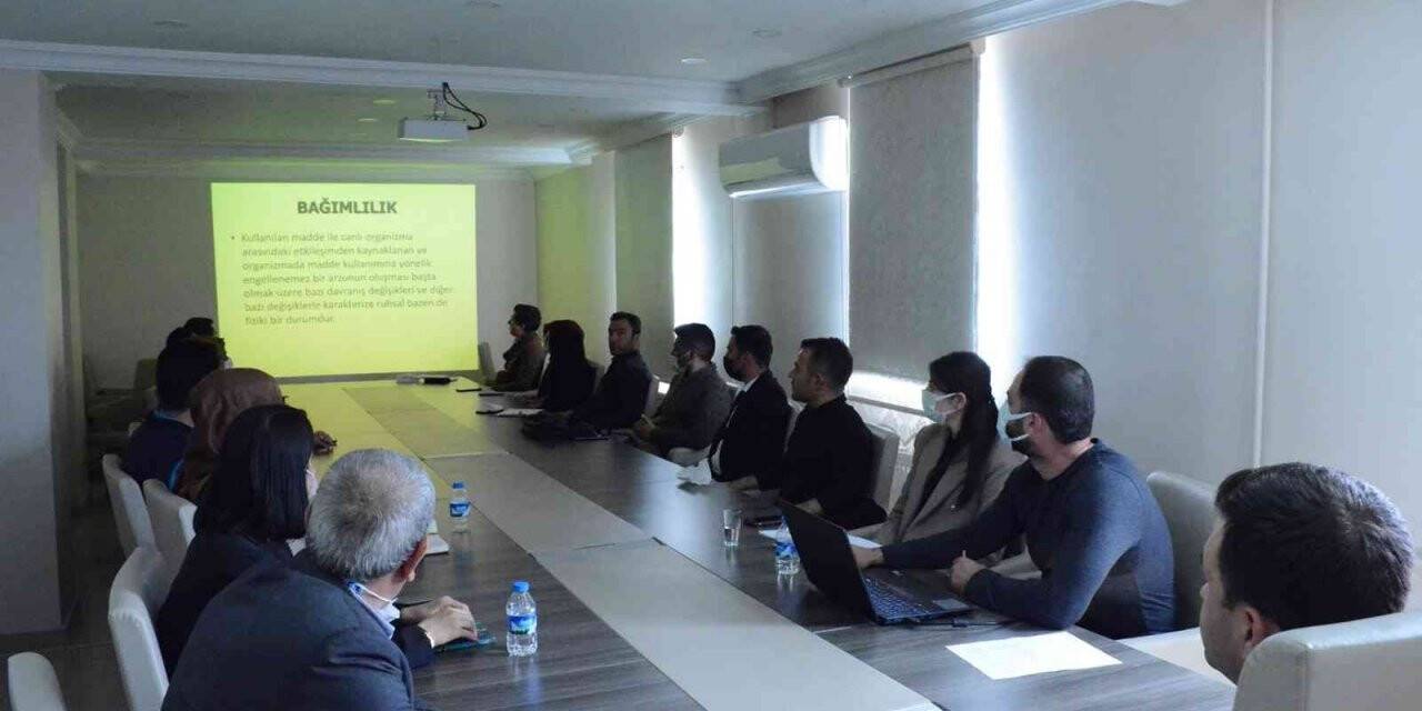 Yedisu’da Bağımlılıkla Mücadele Çalıştayı gerçekleşti