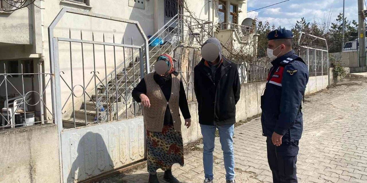 Kaybolan Alzheimer hastası, evinden 20 kilometre uzakta bulundu