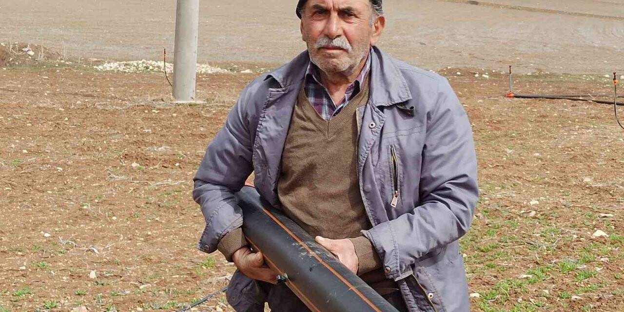 Sulama borularını testereyle kesip kullanılmaz hale getirdiler