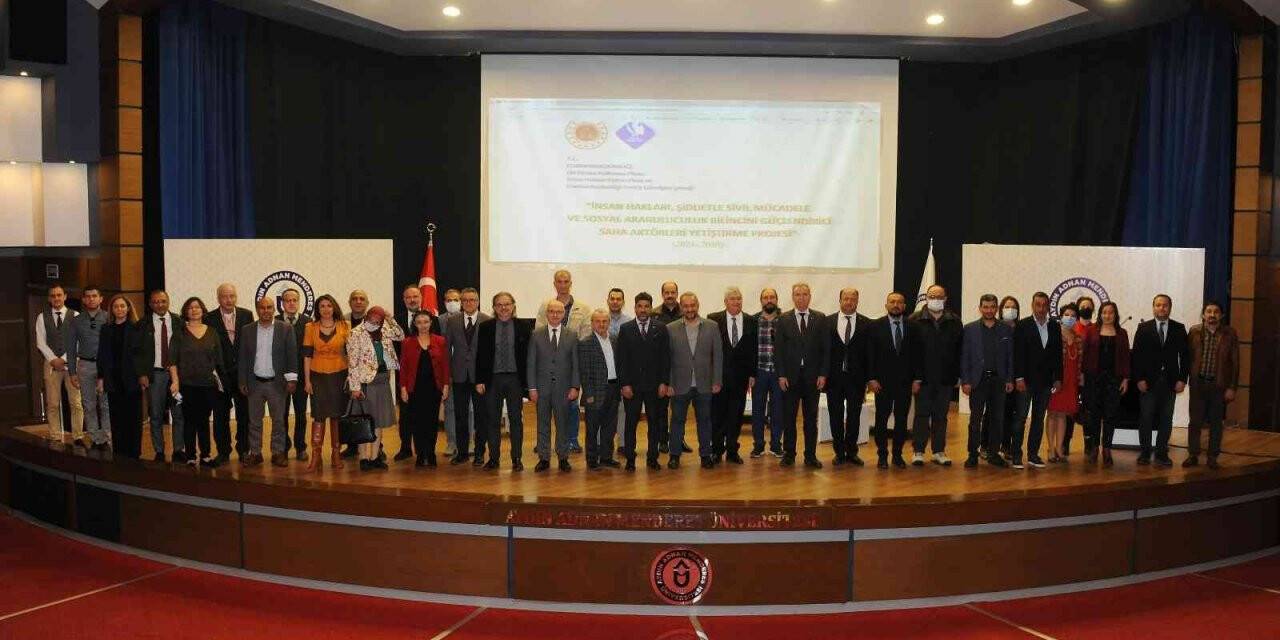 ADÜ’de ’İnsan Hakları, Şiddetle Sivil Mücadele ve Sosyal Arabuluculuk’ paneli gerçekleşti
