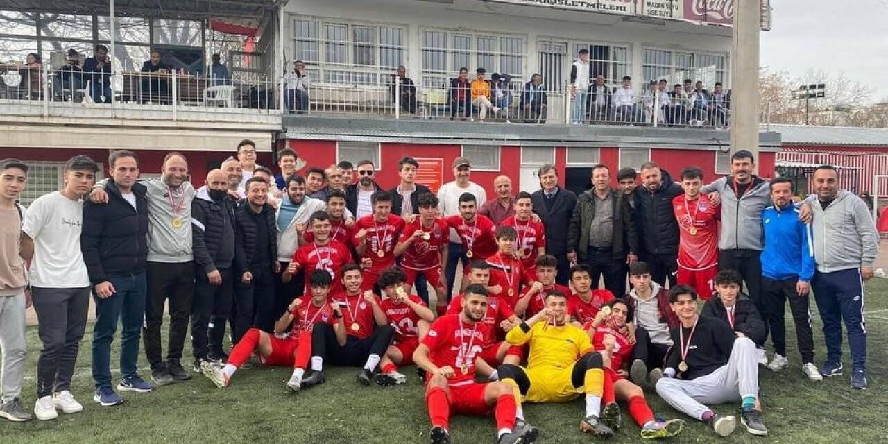 Kahramankazan U-18’de hedef Türkiye şampiyonluğu