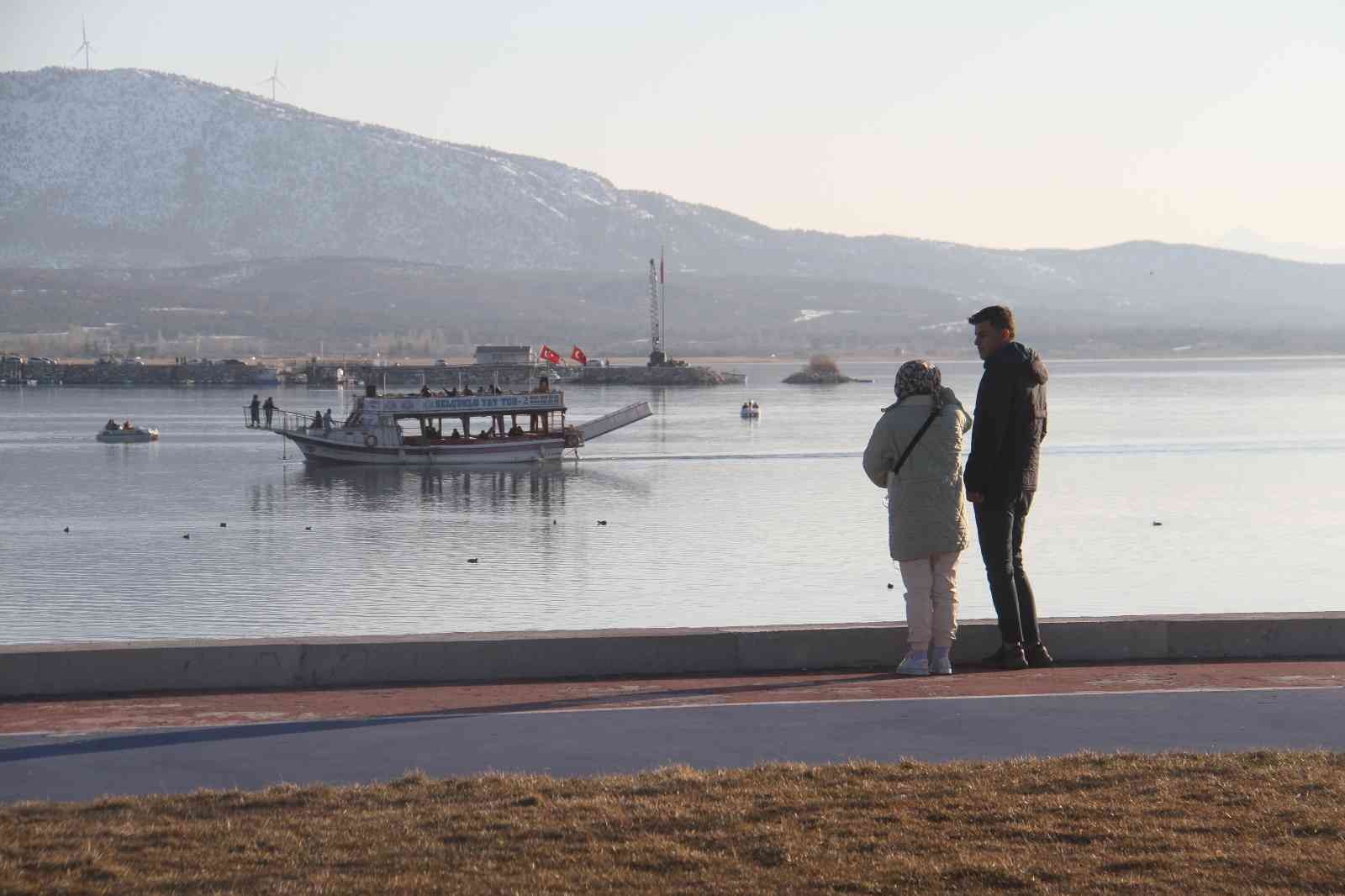 Beyşehir Gölü’nde tekne turları başladı
