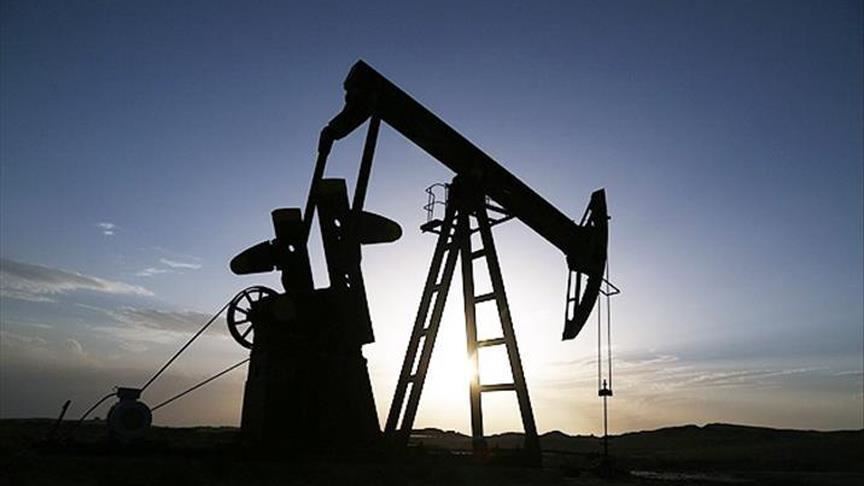 Rusya’nın petrol üretiminin nisanda yüzde 4 ila 5 azalması bekleniyor