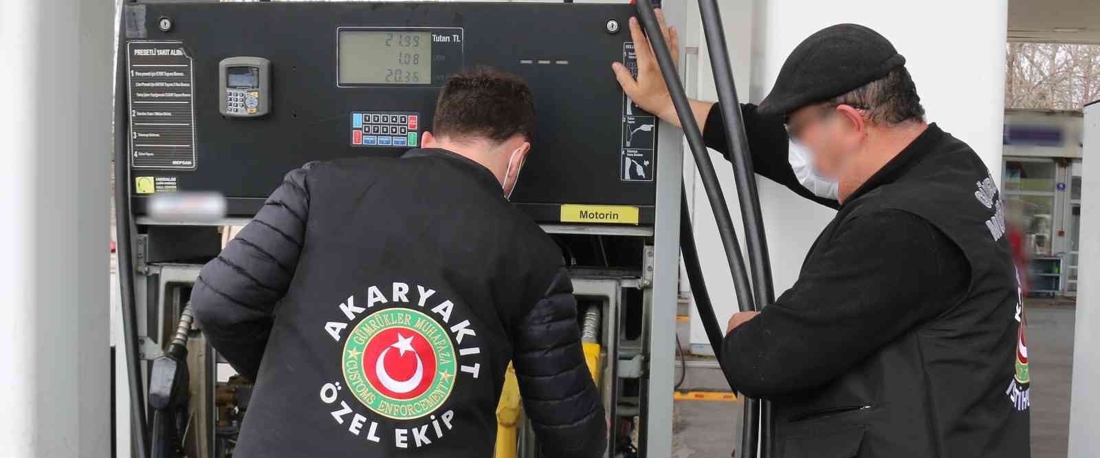 Ankara'da kaçak akaryakıt satışı yapan istasyonlara operasyon