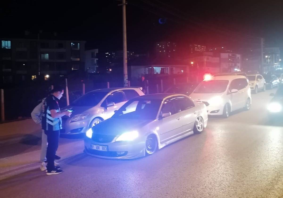 Trafik denetiminde 10 sürücü cezadan kaçamadı