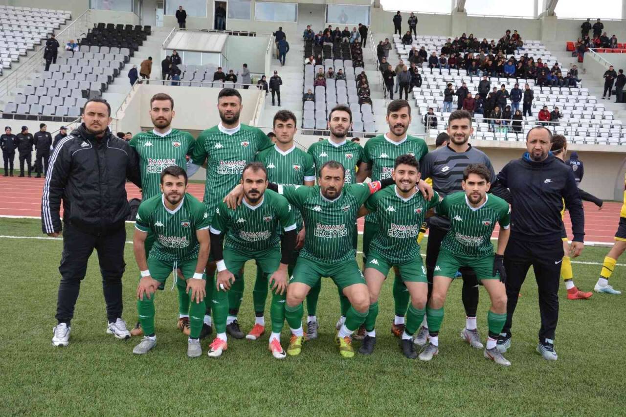 Yahyalıspor küme düştü