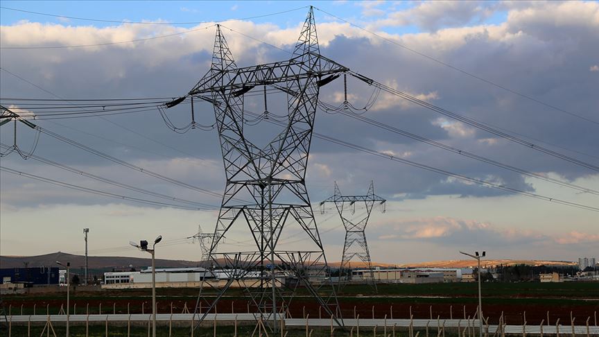 Türkiye elektrik kurulu gücünde "100 binlikler" listesinde