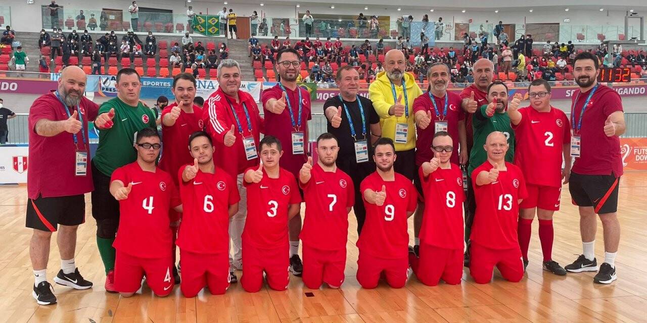 Konya'da hazırlanmışlardı: Milli Takım dünya üçüncüsü