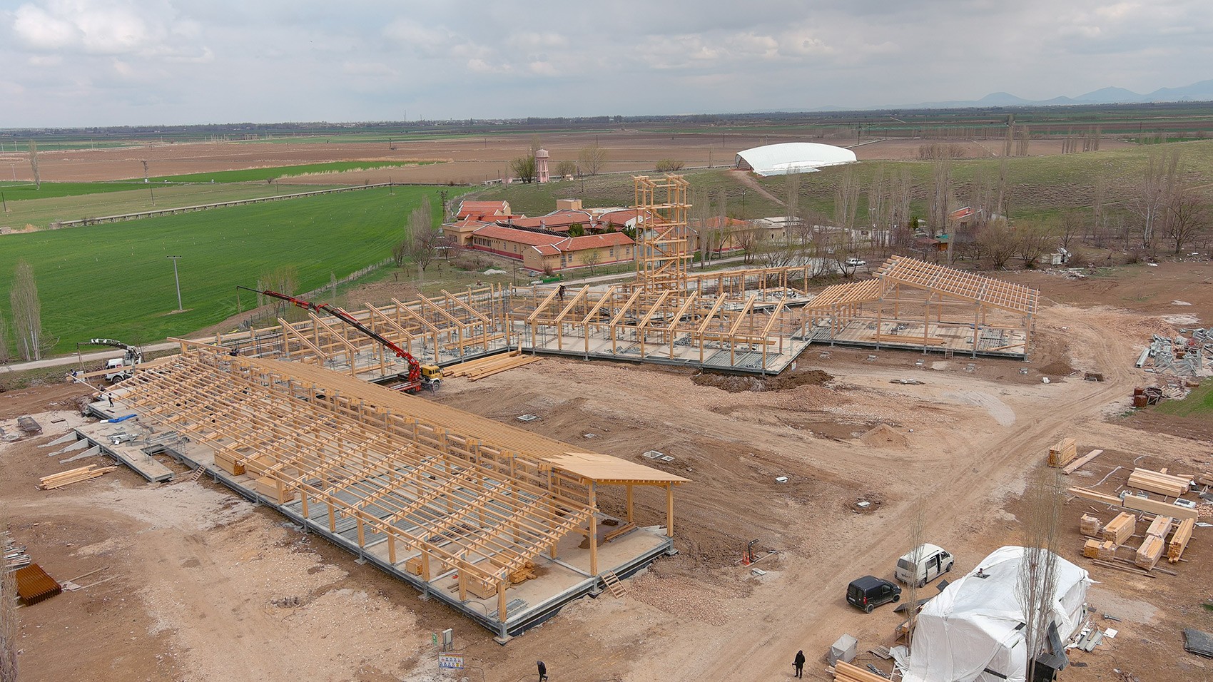 Çatalhöyük Tanıtım ve Karşılama Merkezi inşaatı hızla yükseliyor
