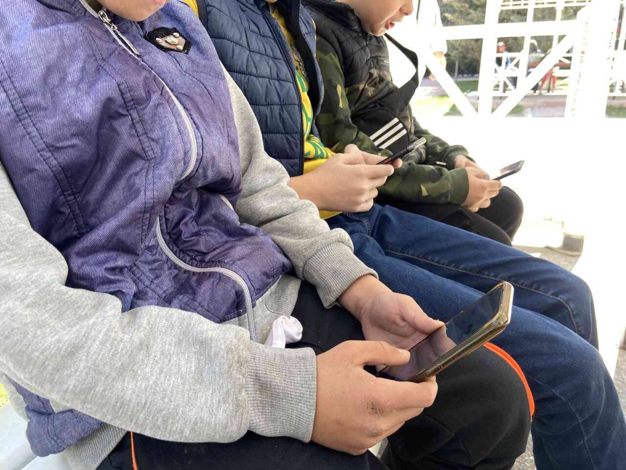 İnternet kullanımı yaşı düştü çocuklara karşı siber zorbalık arttı