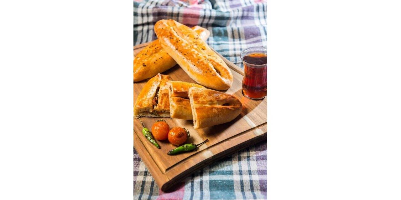 Tescilli "Konya Kakırdaklı Börek" tarifi