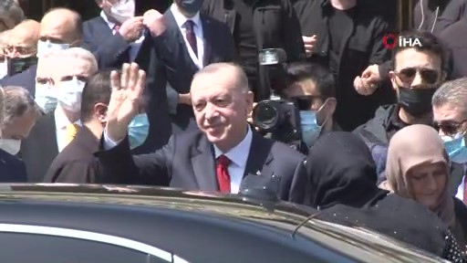 Cumhurbaşkanı Erdoğan cuma namazını Ayasofya’da kıldı