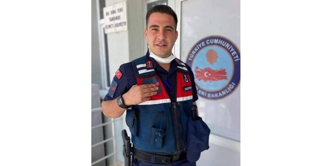 Uzman çavuş traktör kazasında hayatını kaybetti