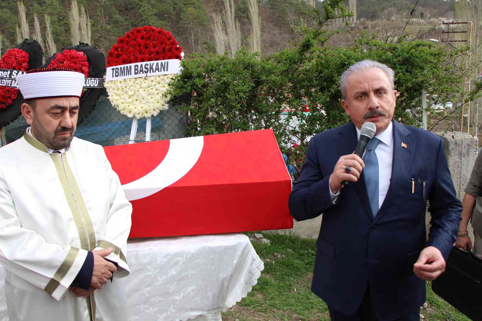 TBMM Başkanı Şentop’un vefat eden koruma polisi Amasya’da defnedildi