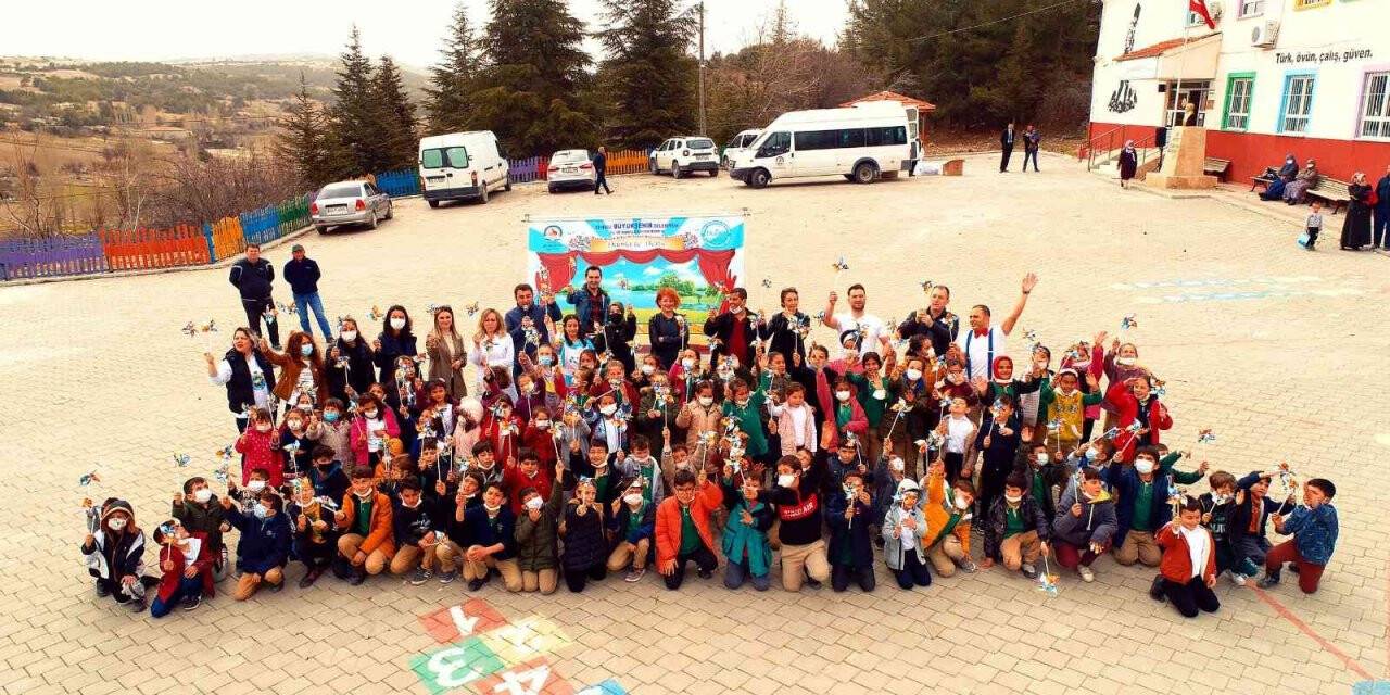 6 yılda 190 okuldaki 24 bin öğrenciye suyun önemi anlatıldı