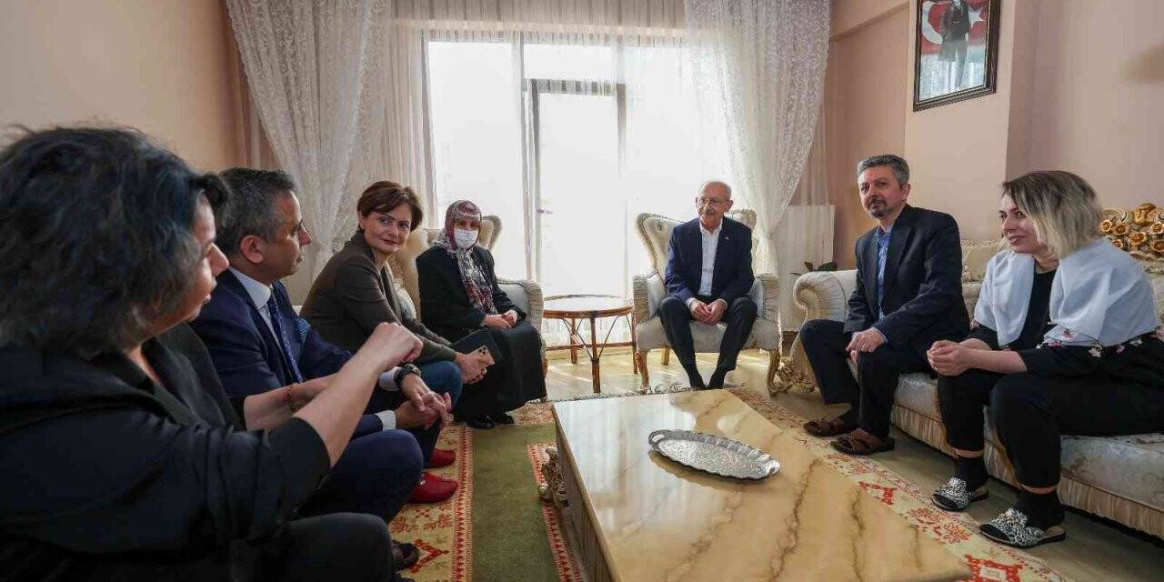 CHP Genel Başkanı Kılıçdaroğlu’ndan, Beyaz için taziye ziyareti