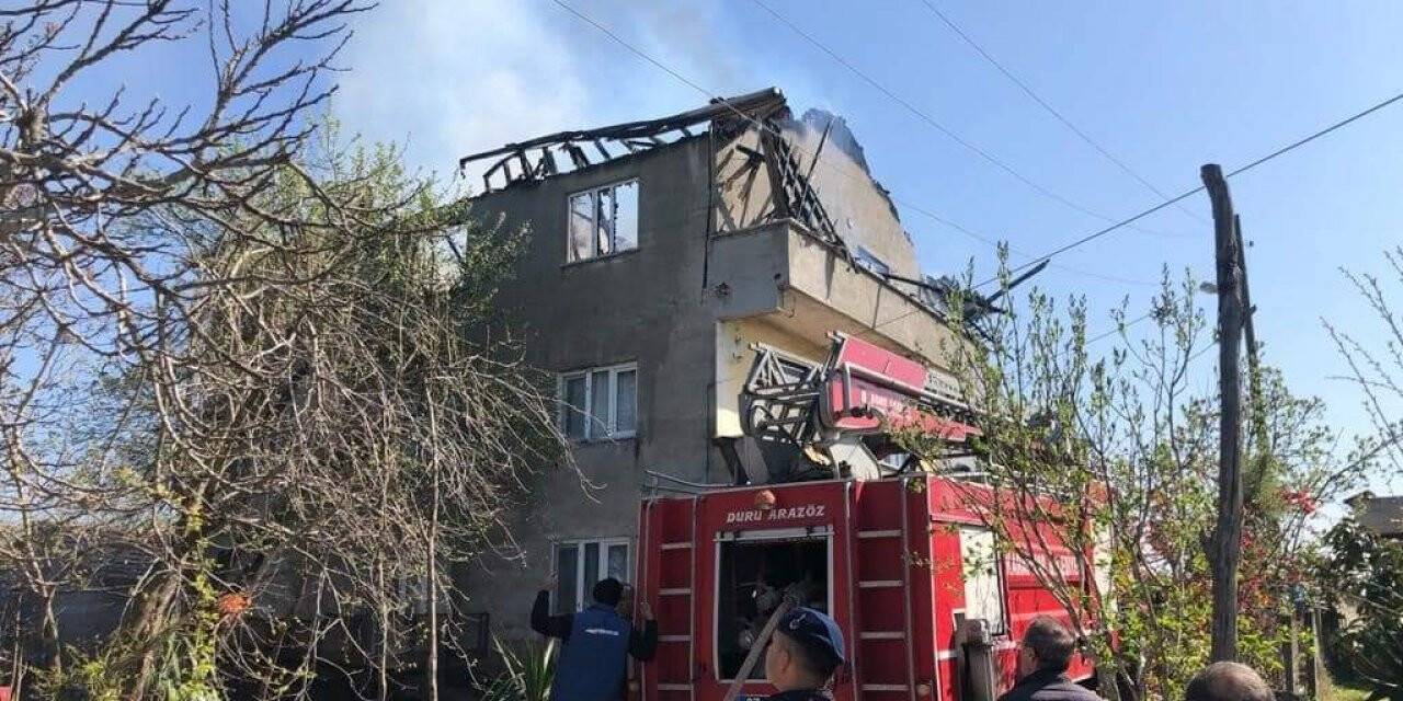 Karapınar beldesinde bir evde yangın çıktı