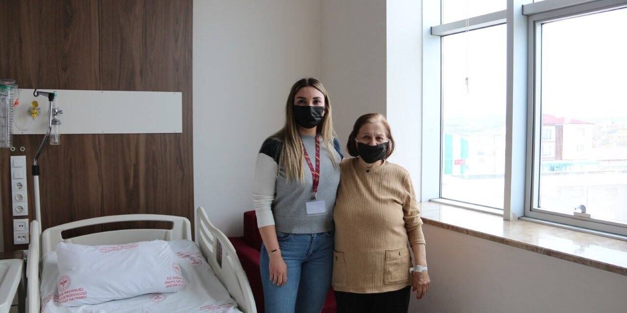 Kesisiz cerrahi ile sağlığına kavuştu