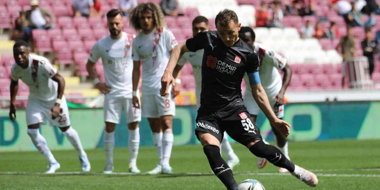 Ziya Erdal, Sivasspor’da siftah yaptı