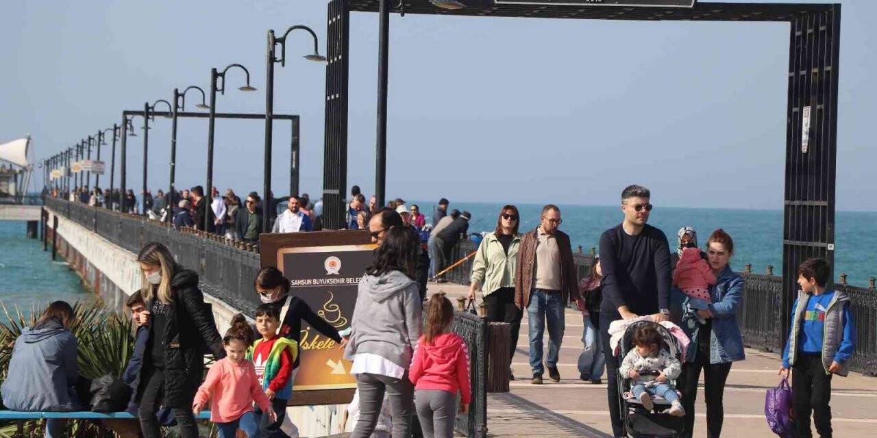 Samsun’da sahiller şenlendi