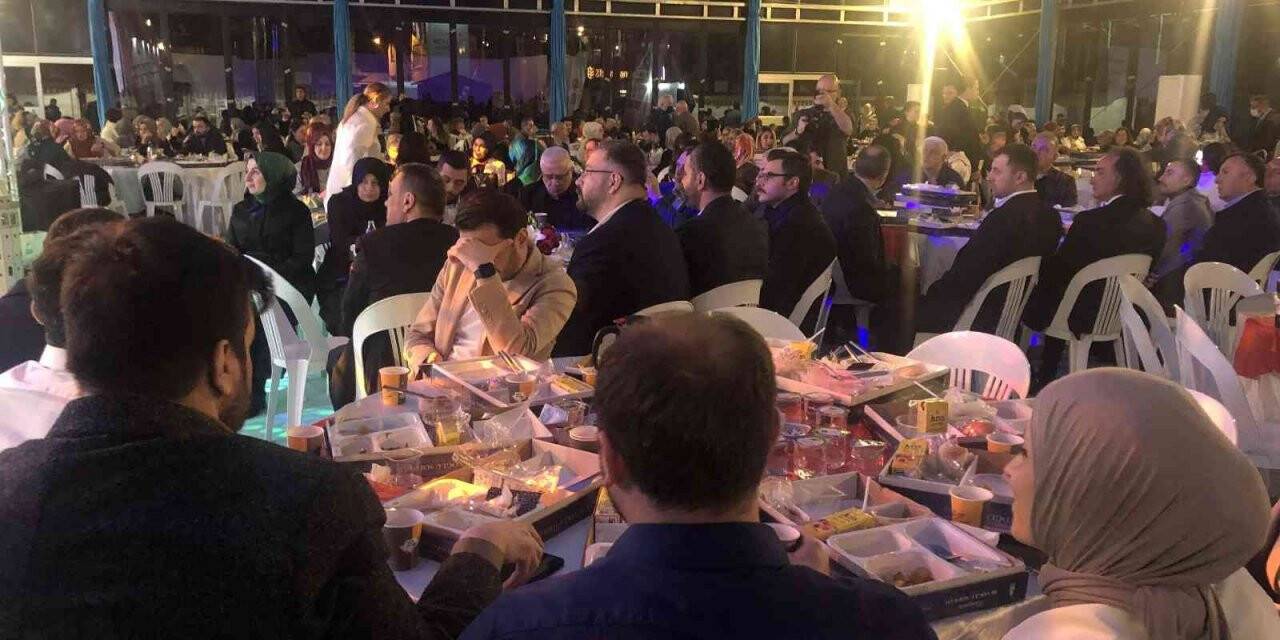 Rizeliler, Beyoğlu’nda düzenlenen iftar programında buluştu